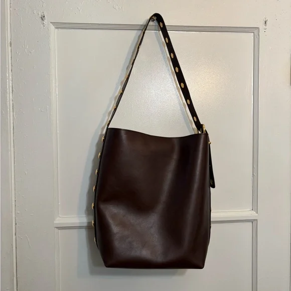 NWT Madewell The Essential Bucket Tote with Gold Accents
